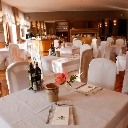 Lido Hotel 3*
