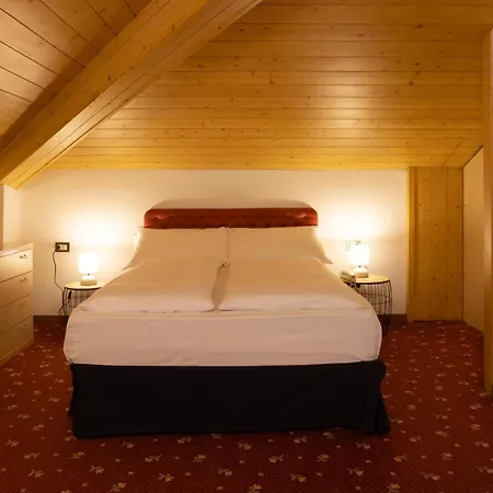 Lido Hotell 3*